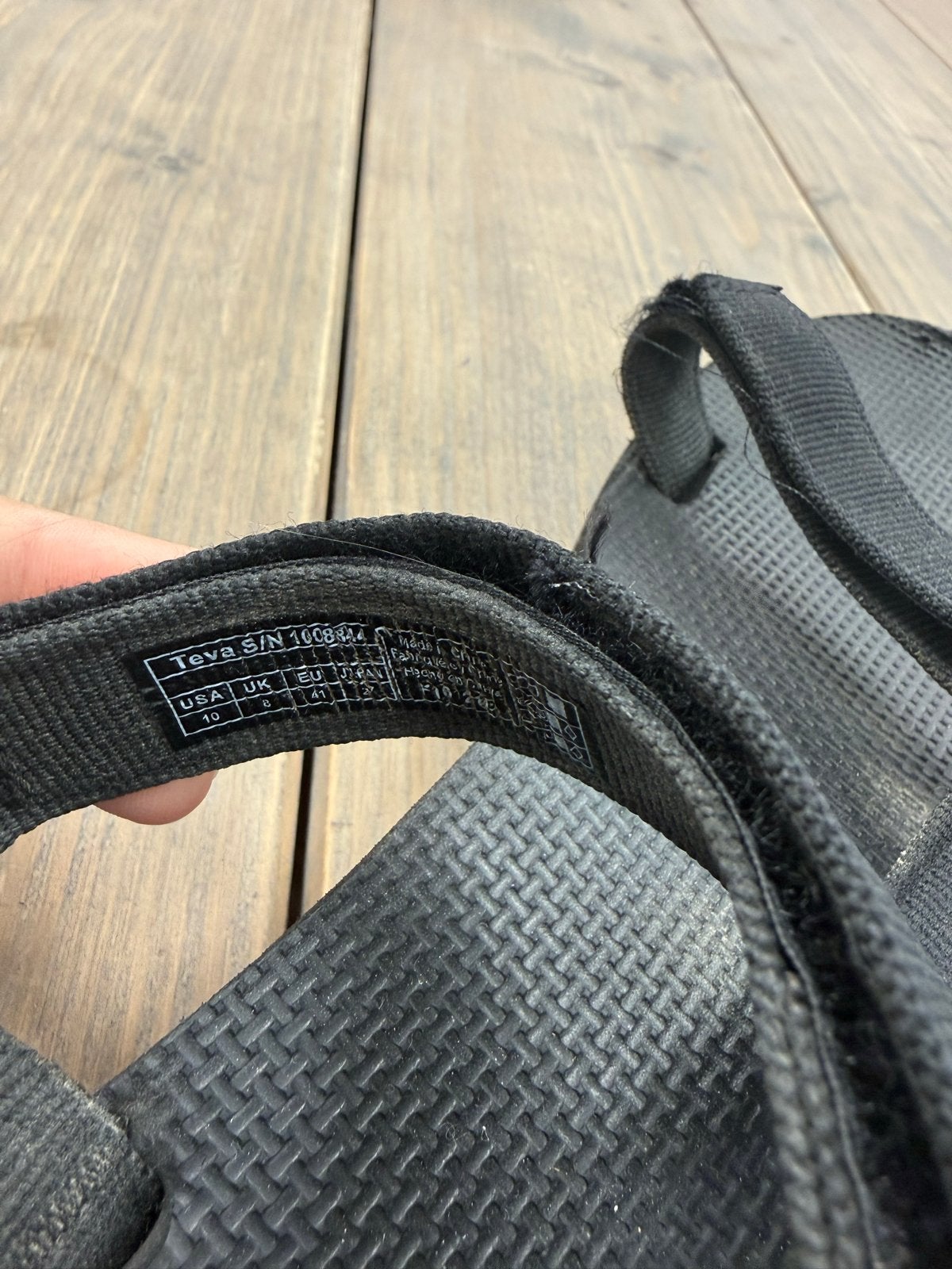 Teva plateau sandalen zwart  maat 41- Zool bij neus iets los, Ophalen of Verzenden, Gedragen, Zwart, Sandalen of Muiltjes