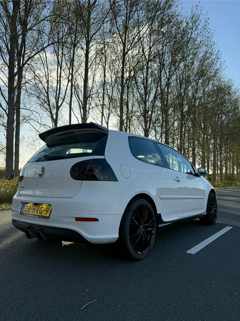 Volkswagen golf 5 in onderdelen, Ophalen
