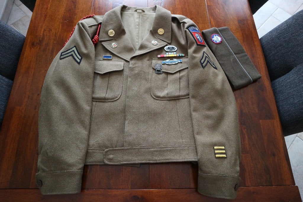Reproductie Ike jacket + overseas cap, Ophalen of Verzenden, Landmacht, Amerika, Kleding of Schoenen