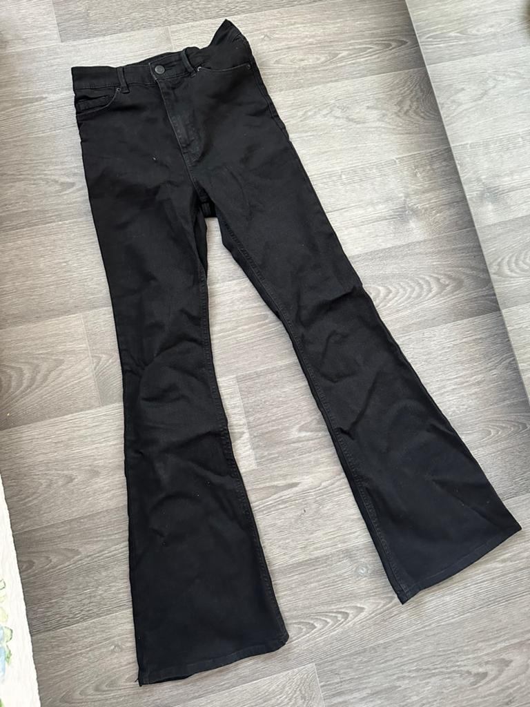 Flared jeans, Zwart, Nieuw, Ophalen of Verzenden, Maat 36 (S)