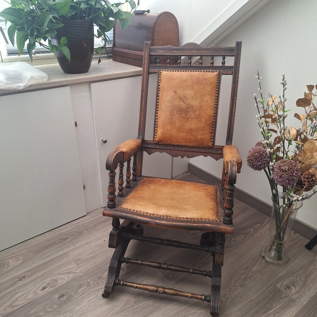 Schommelstoel ca 1900 in perfecte staat, Ophalen of Verzenden