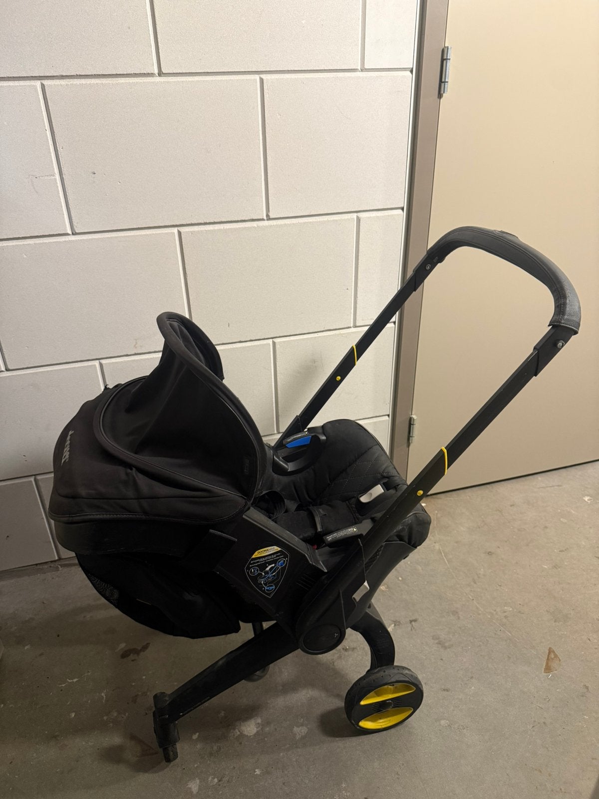 Doona met tas, Ophalen, Gebruikt