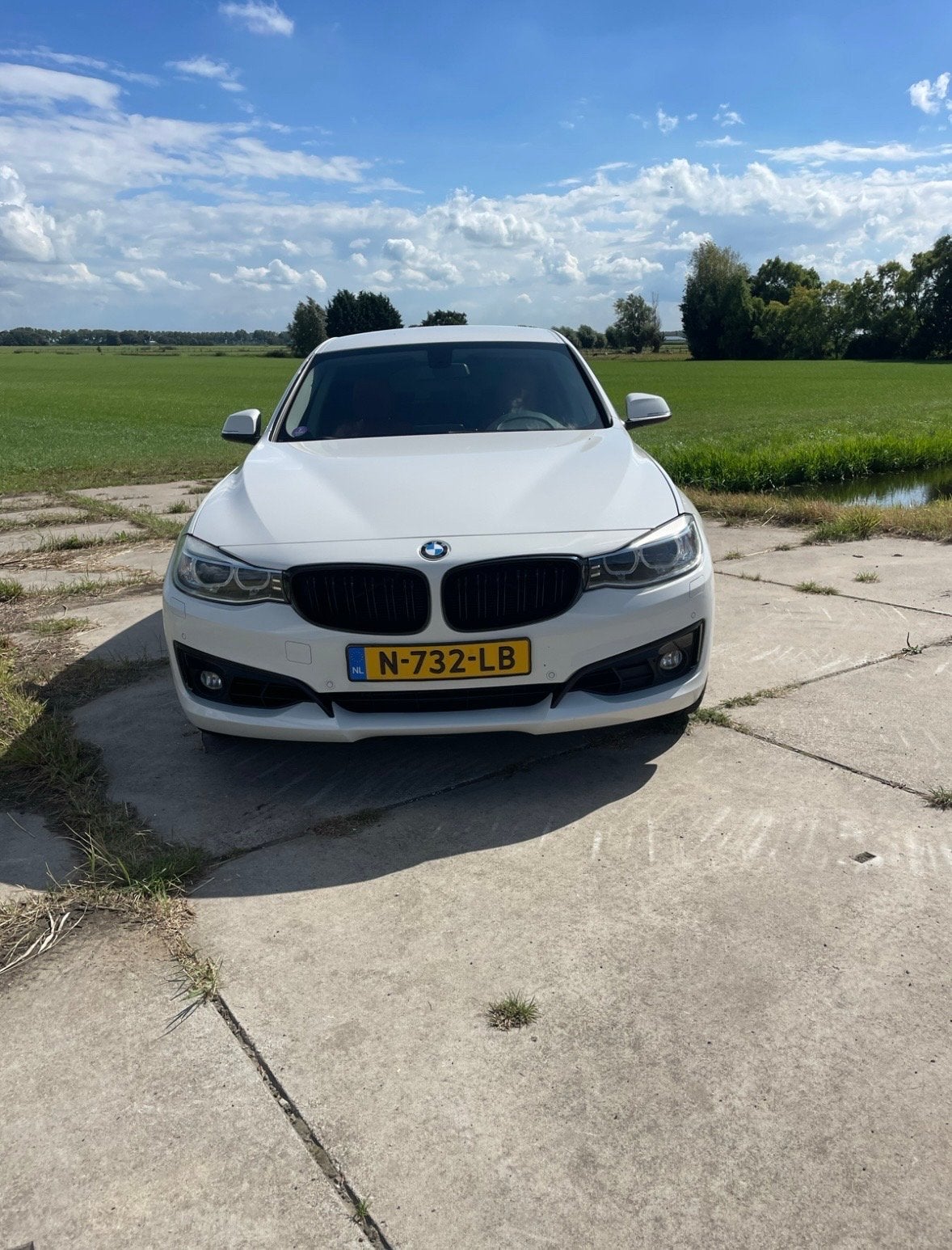 BMW 3-Serie GT 335I 2014 Wit, Achterwielaandrijving, Wit, Handgeschakeld, Particulier