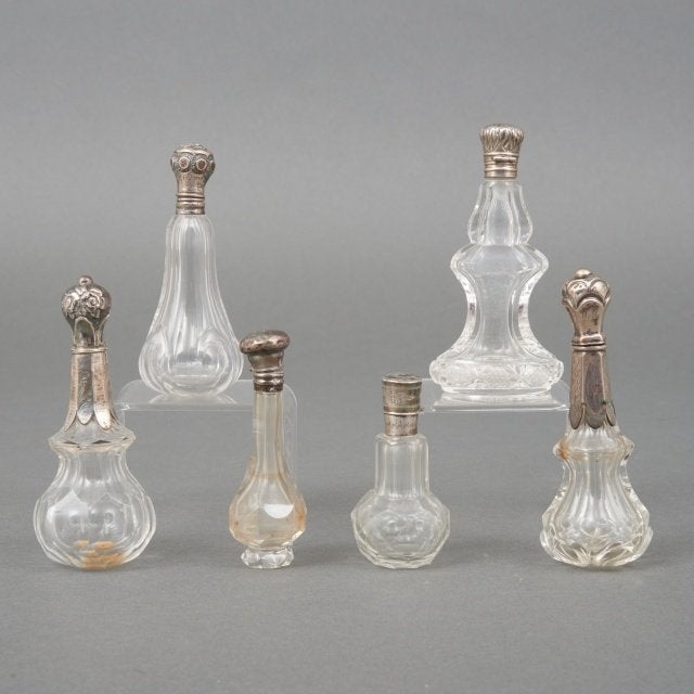 Antieke Kristallen Parfumflacons Parfumflesjes Zilveren Dop, Antiek en Kunst, Antiek | Goud en Zilver, Ophalen of Verzenden, Zilver