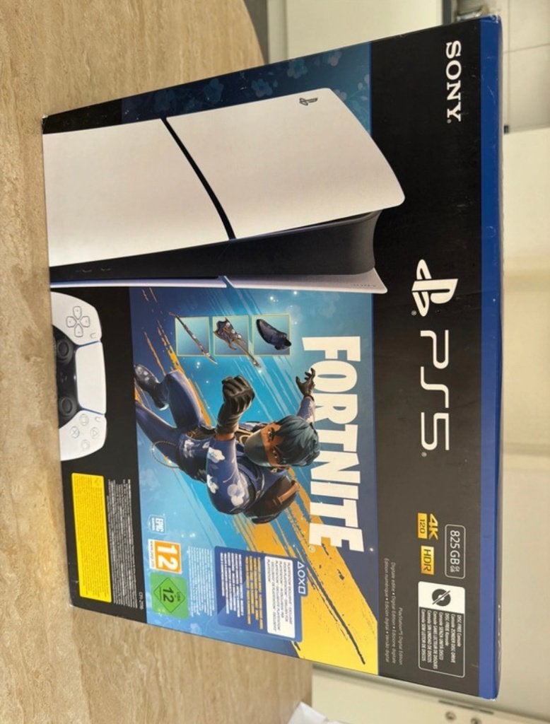 PS5 slim Digital Edition Fortnite Flowering Chaos Bundle, Spelcomputers en Games, Spelcomputers | Sony PlayStation 5, Ophalen of Verzenden
