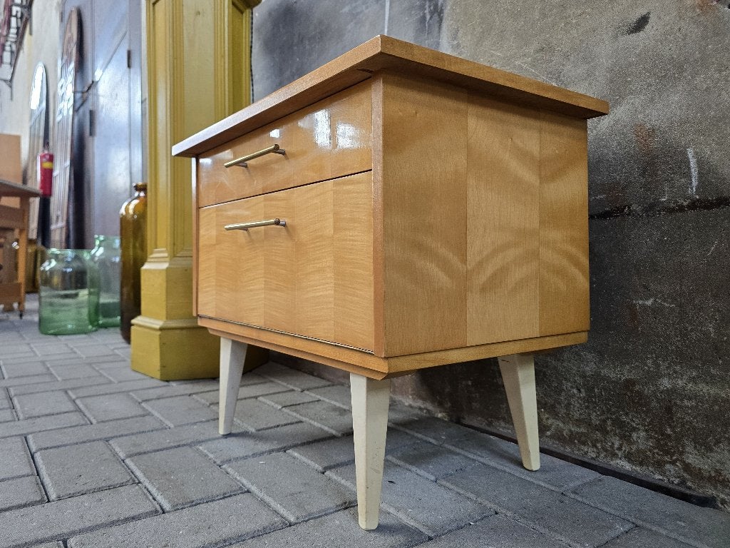 Klein Vintage Kastje Mid Century Design Kast Dressoir 2, Huis en Inrichting, Gebruikt, Grenenhout, 25 tot 50 cm, Vintage Retro Mid Century Design