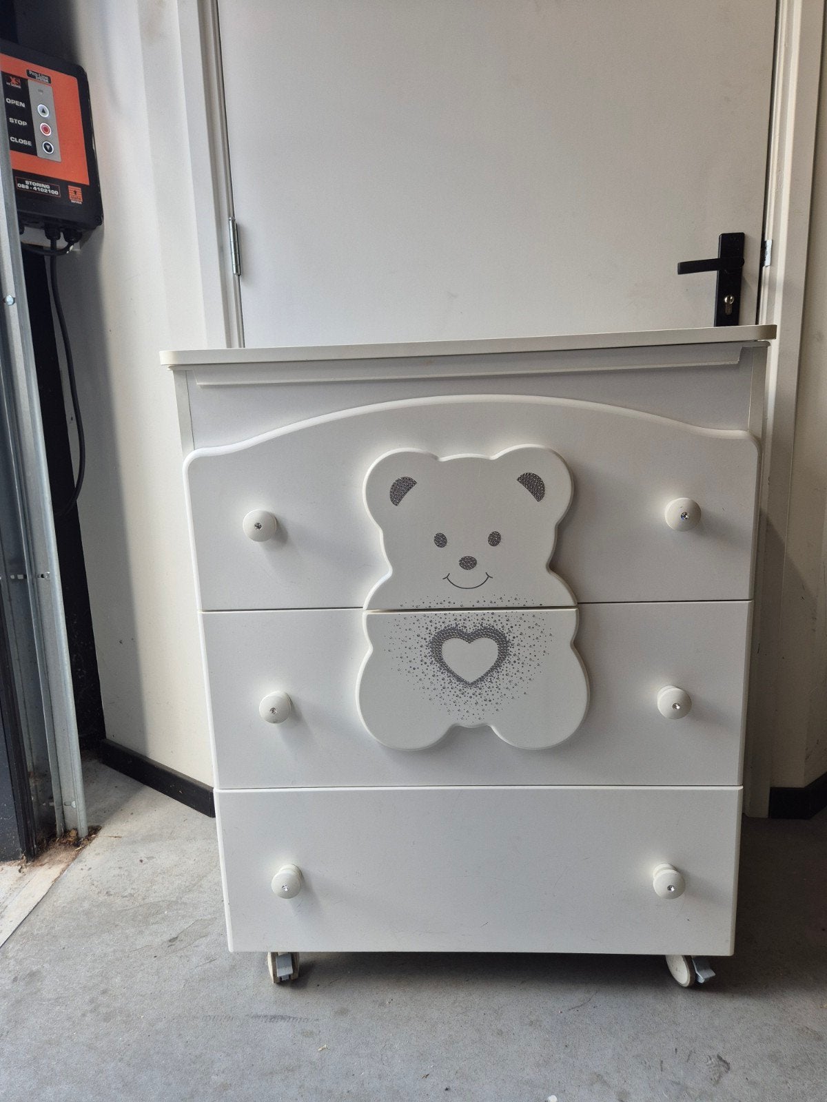 Erbesi baby commode bad-comode baby kamer, Ophalen, Zo goed als nieuw, Jongetje of Meisje