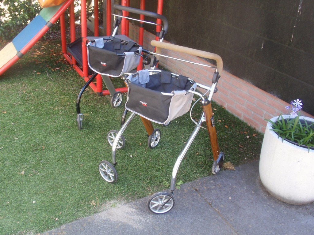 Trust binnen rollator met mandje, Ophalen, Opvouwbaar, Gebruikt