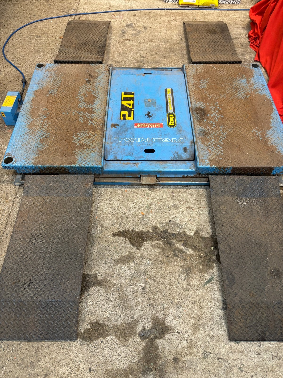 Gebruikte autolift 2.4T - Ideaal voor garage/hobbyist, Auto diversen, Autogereedschap, Ophalen, Gebruikt