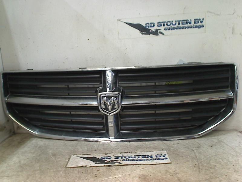 Grille Dodge Caliber Hatchback 2.0 16V (ECN) (2006-06/..), Webaccessibility@stellantis.com, Gebruikt, Taurusavenue 1, Hoofddorp 2132 LS, , Nederland