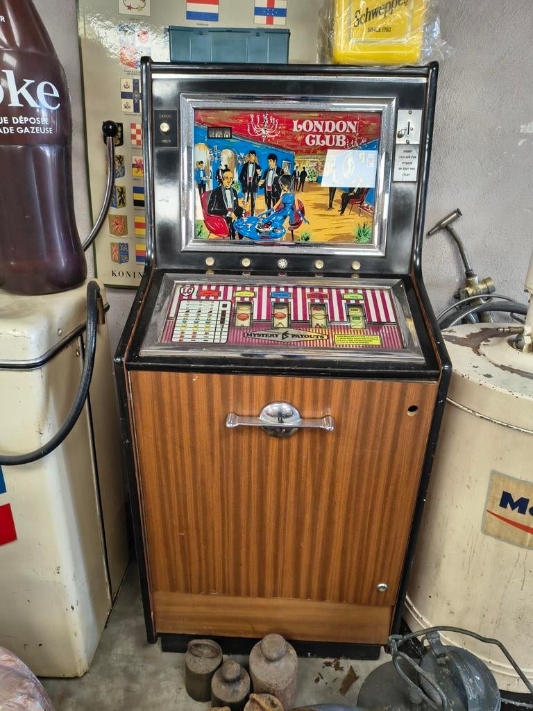 Oude Gokkast Jaren '70 - London Club - Werkend, Verzamelen, Automaten | Gokkasten en Fruitautomaten, Ophalen