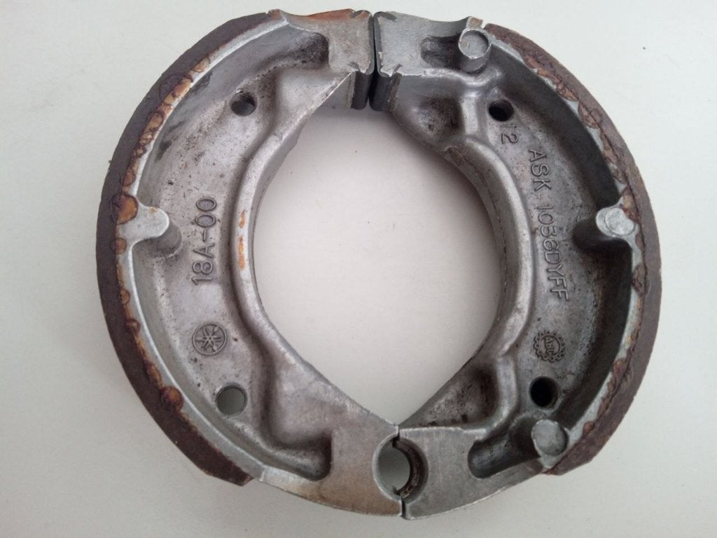 Originele remsegmenten remschoenen 18A-00 1036DYFF Yamaha, Fietsen en Brommers, Ophalen of Verzenden, Nieuw, Carburateur, Overige merken