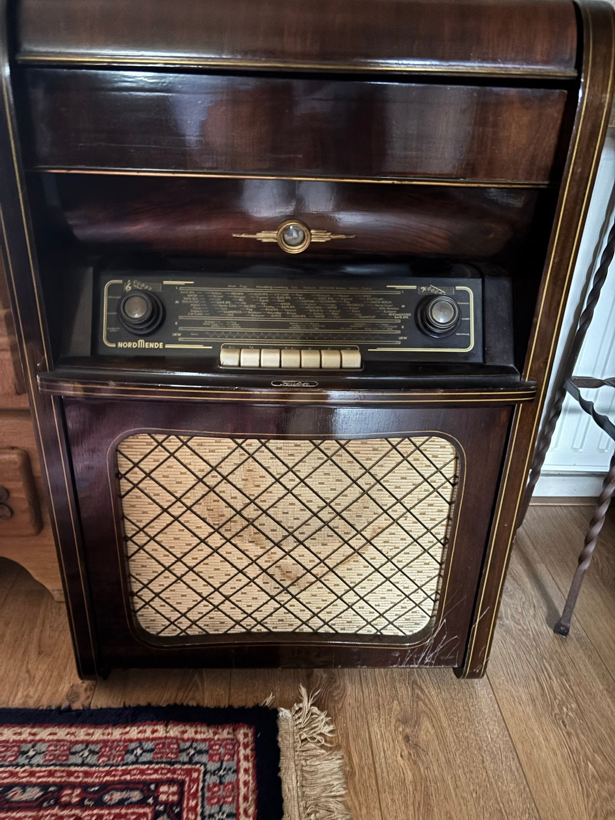 Vintage Nordmende Radio-meubel met buizenradio, Antiek en Kunst, Ophalen