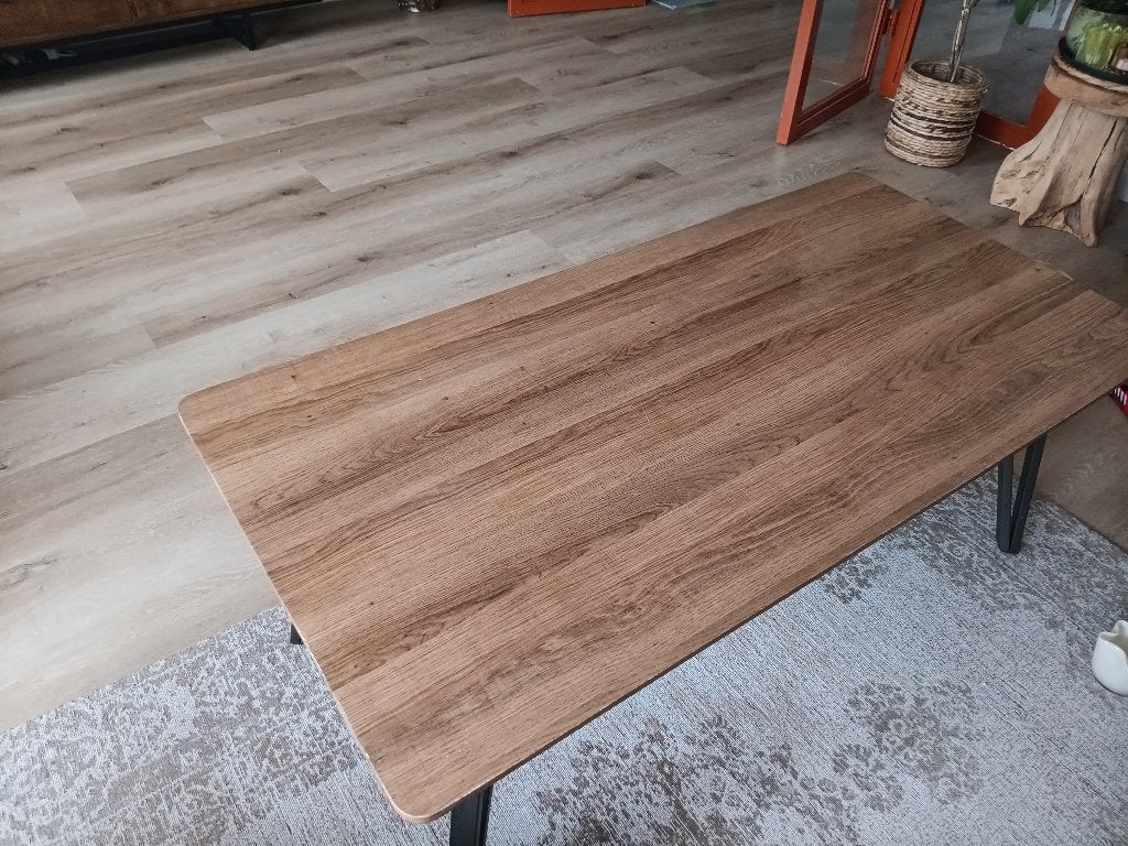 Mooie nette salontafel, Huis en Inrichting, Ophalen, 100 tot 150 cm, Eikenhout, 50 tot 100 cm