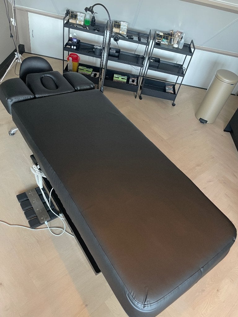 Collini behandelstoel Medische bekleding en stoelverwarming, Ophalen, Zo goed als nieuw, Massagetafel