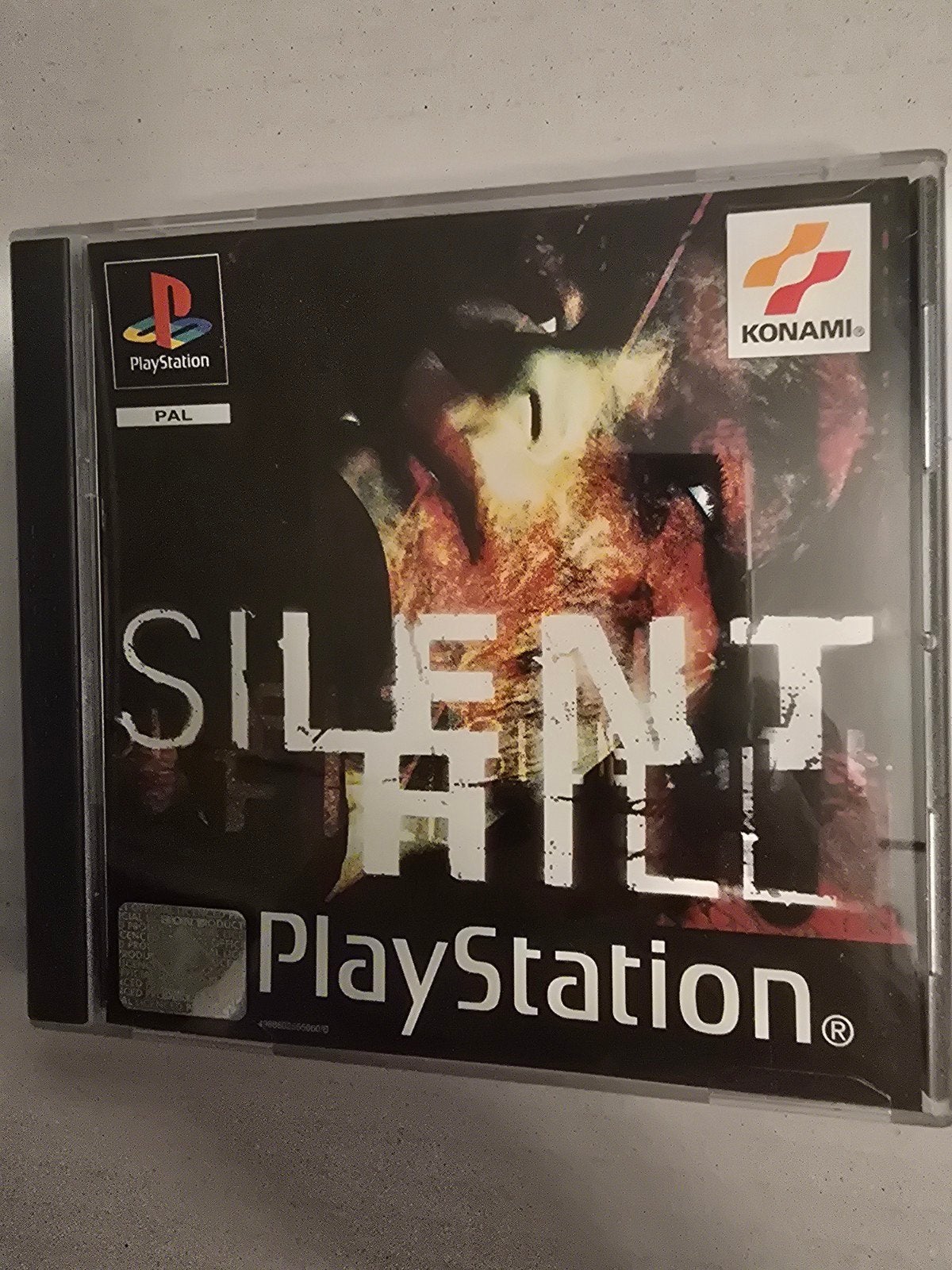 Silent Hill PlayStation 1 (PS1) PAL, Spelcomputers en Games, Games | Sony PlayStation 1, Avontuur en Actie, Vanaf 18 jaar, 1 speler