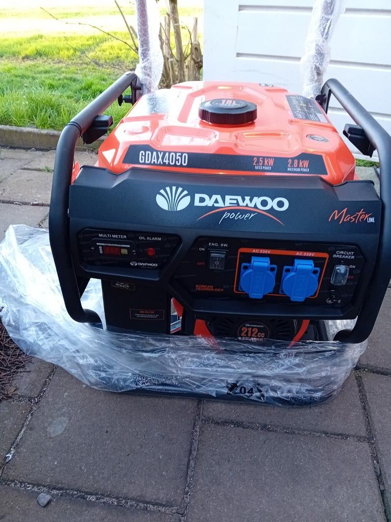 Nieuwe Daewoo GDAX4050 Noodstroomaggregaat - 2.8 kW, Ophalen of Verzenden, Nieuw, Minder dan 5 kVA, Benzine