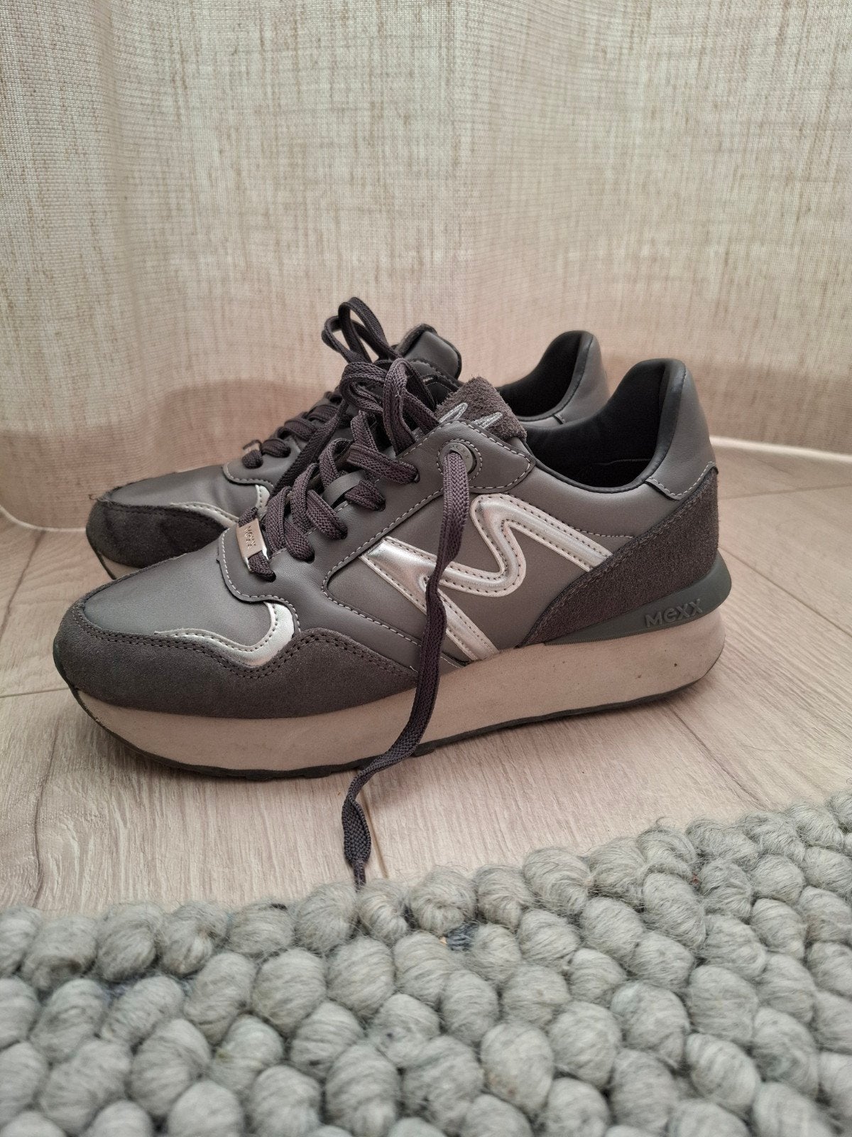 Mexx Juju Hymper sneakers maat 39 zilver grijs, Mexx, Ophalen of Verzenden, Grijs, Sneakers of Gympen