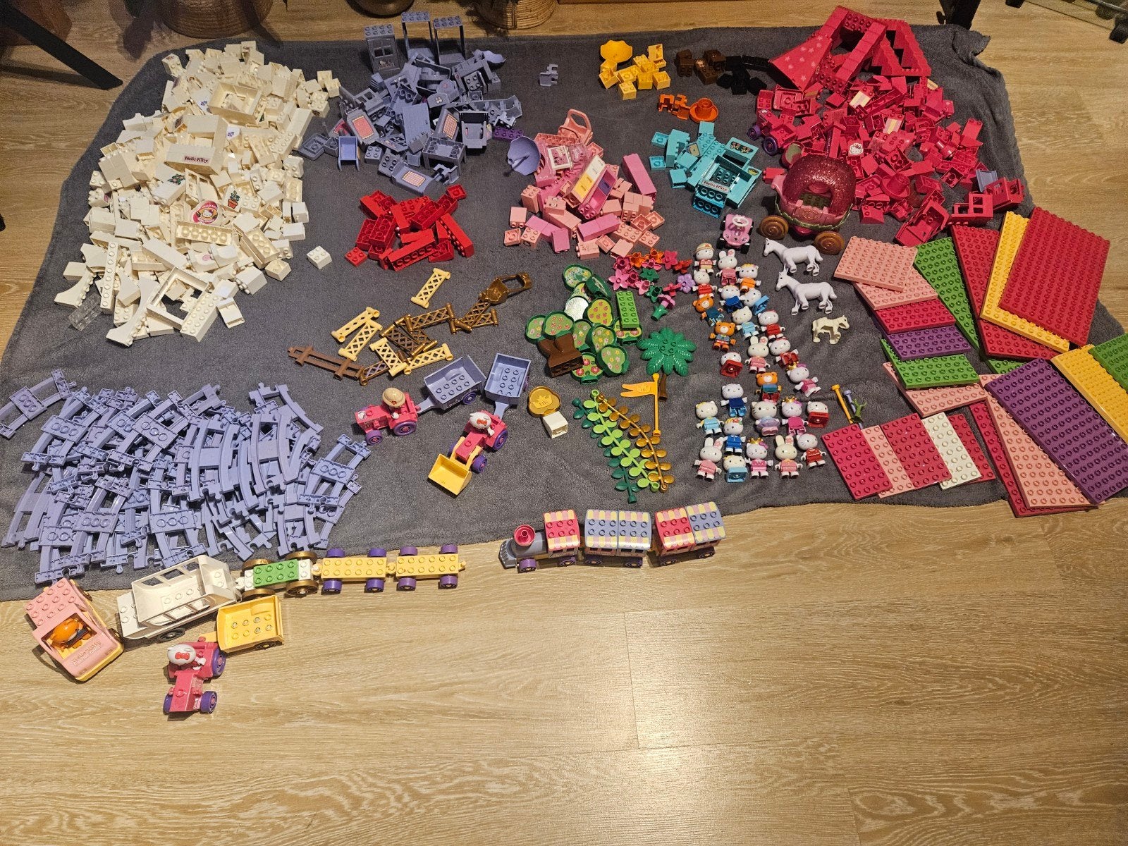 enorm veel Duplo van hello kitty, Ophalen of Verzenden, Duplo