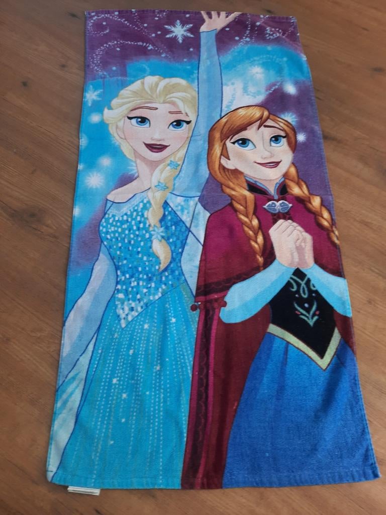 Frozen handdoek 57x104cm 100% katoen, Ophalen of Verzenden, Gebruikt