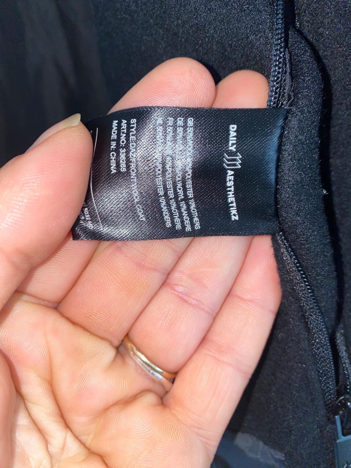 Daily Aesthetikz Wollen Jas - Zwart, Maat M, Kleding | Heren, Ophalen of Verzenden, Zo goed als nieuw, Maat 48/50 (M), Zwart