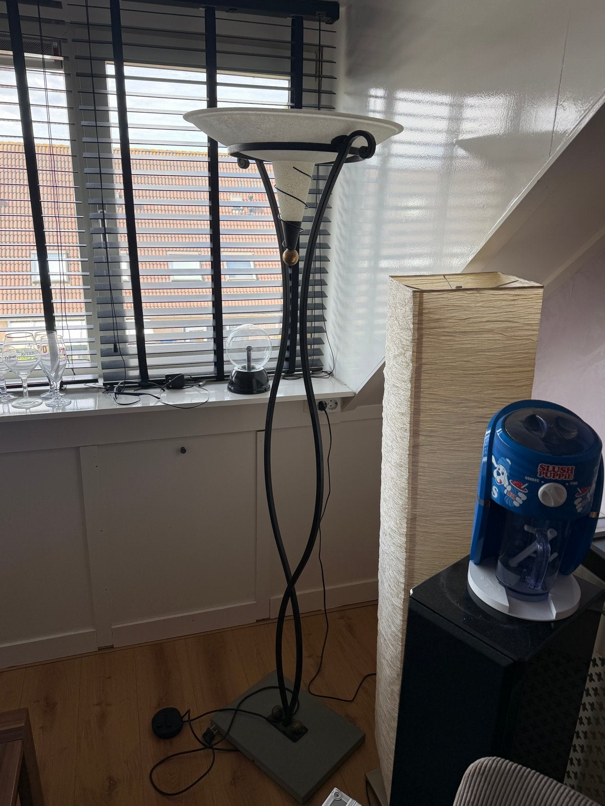 vloerlamp TERZANI  met glazen schaal metalen frame, Huis en Inrichting, Lampen | Vloerlampen, Ophalen of Verzenden, Gebruikt, Glas