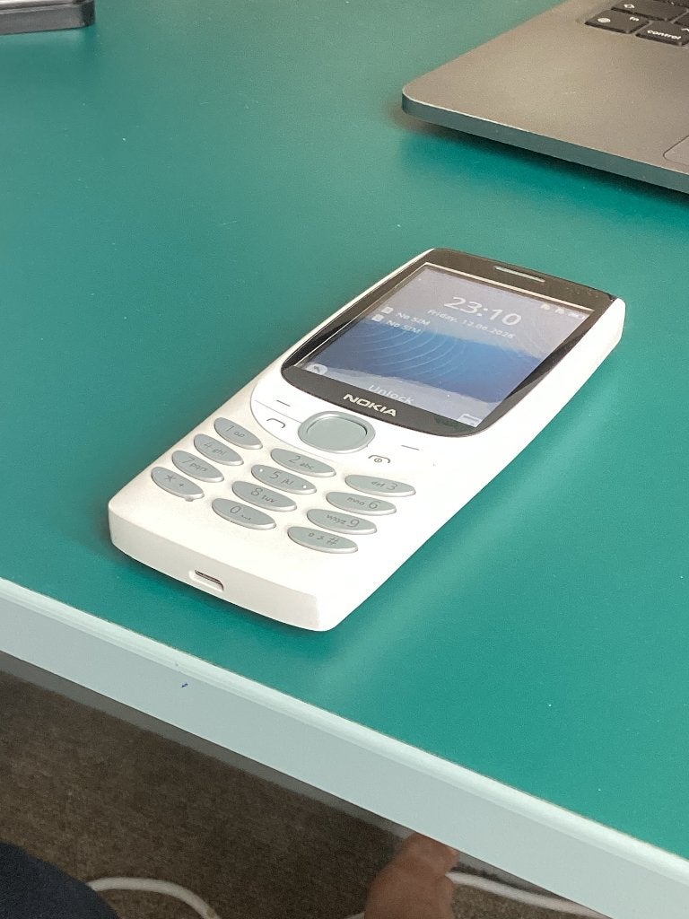 Nokia 8210 4G, Wit, Fysiek toetsenbord, Ophalen of Verzenden, Klassiek of Candybar