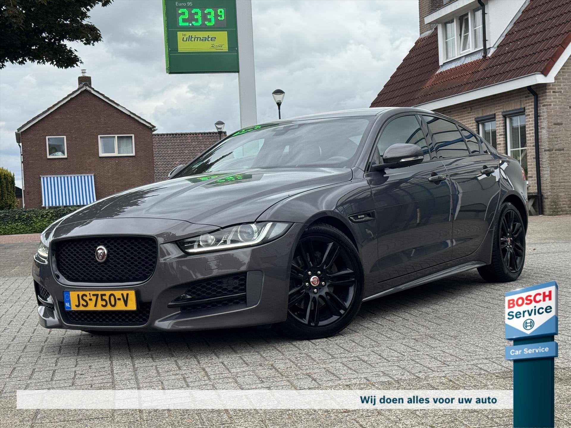 Jaguar XE 2.0D Portfoilio R-Sport / Org NL / Camera / Navi /, Auto's, Jaguar, Automaat, Euro 6, 4 cilinders, 163 pk