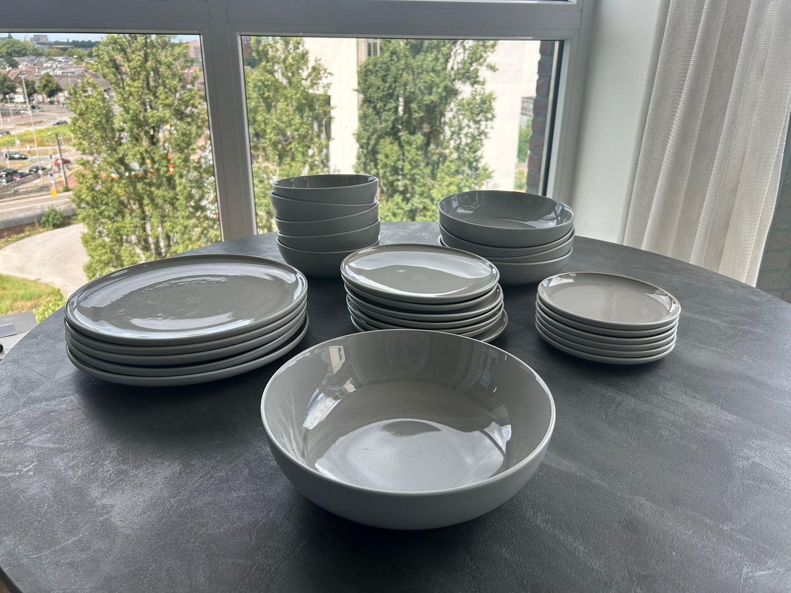 Servies HEMA - grijs, Ophalen, Keramiek, Zo goed als nieuw, Modern