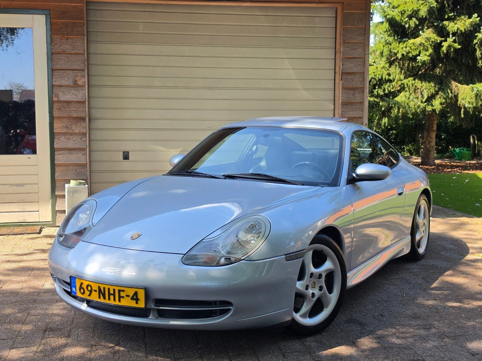 Porsche 911 3.4 Carrera Coupe 2001 Porsche Exclusive Handbak, Auto's, Achterwielaandrijving, 1295 kg, Xenon verlichting, 4 stoelen