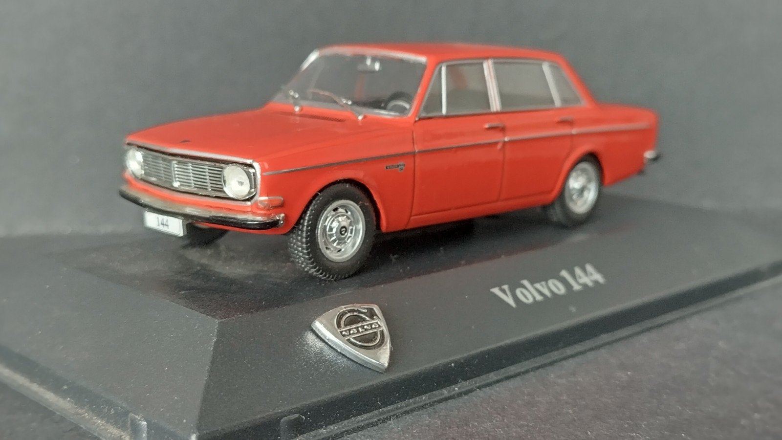 Volvo 144 1:43 Atlas Volvo Collections Pol, Overige merken, Auto, Verzenden, .