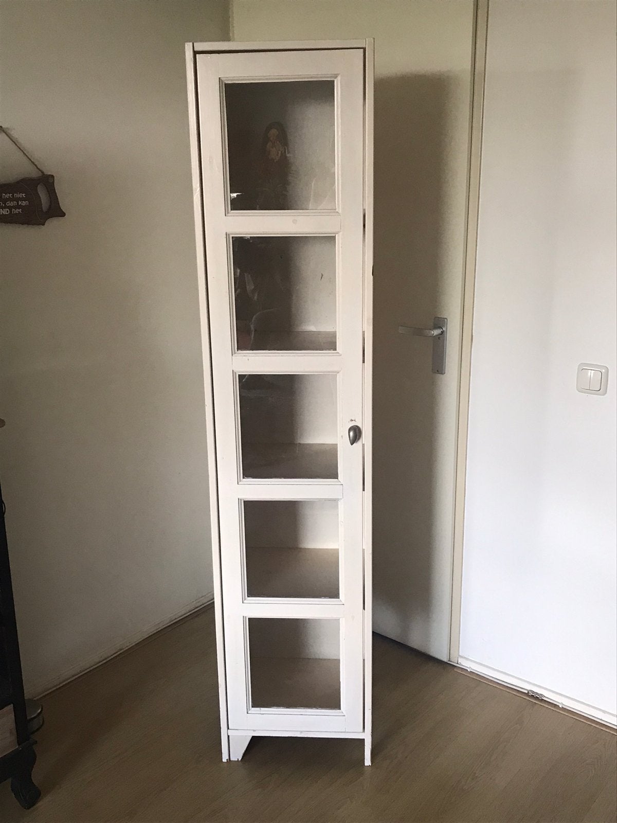 Brocante smal houten vitrine kast zo snel mogelijk ophalen, Ophalen, Gebruikt, 25 tot 50 cm, 150 tot 200 cm