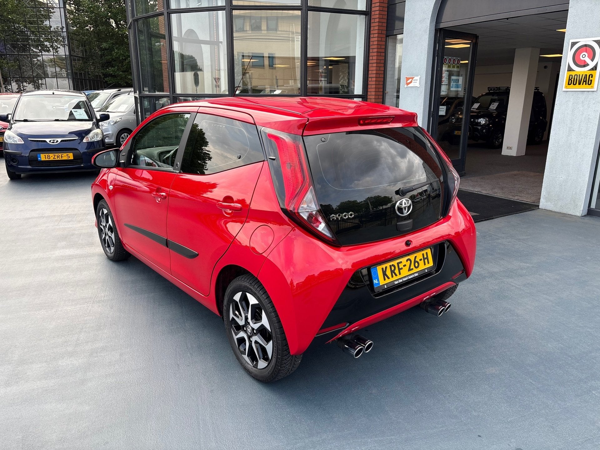 Toyota Aygo 1.0 VVT-i x-play AUTOMAAT LMV AIRCO, Auto's, Toyota, Gebruikt, Euro 6, 4 stoelen, 3 cilinders
