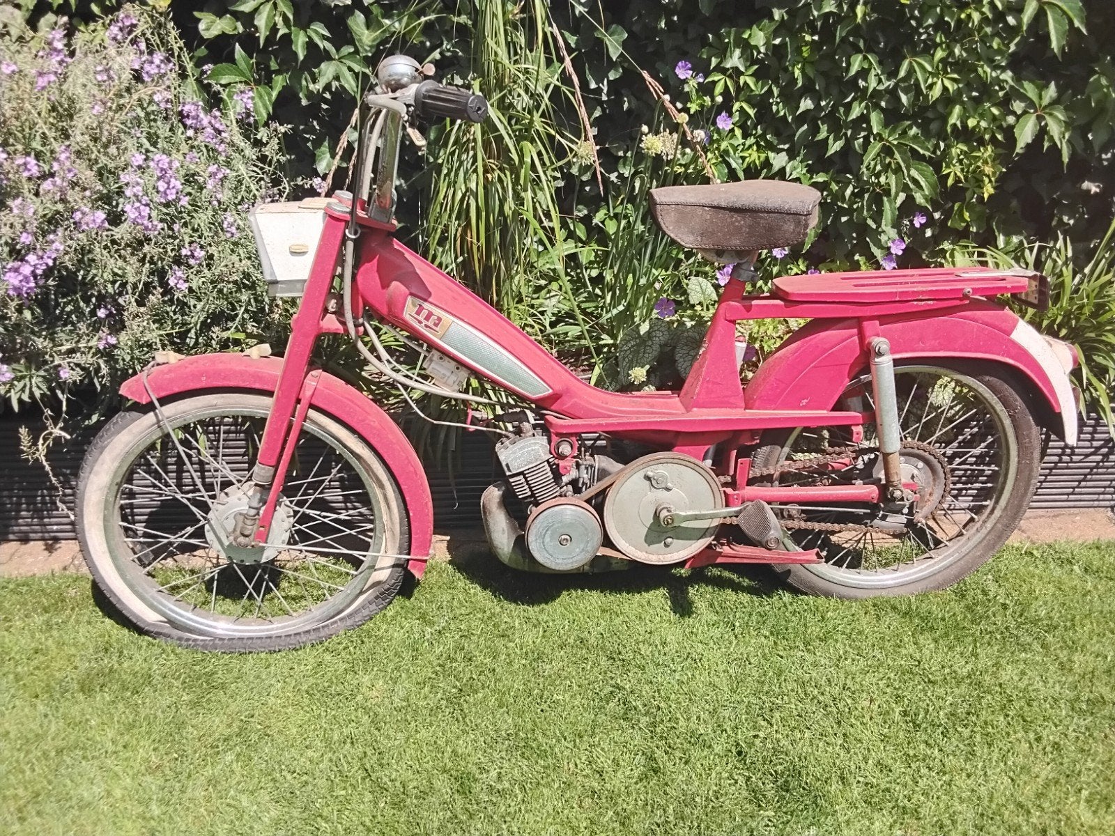 Mobylette bromfiets.schuur vonst.bouwjaar niet bent., Fietsen en Brommers, Ophalen of Verzenden