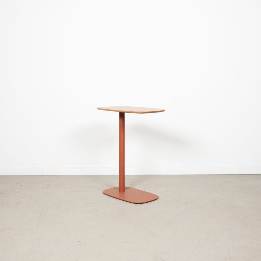 Haworth Pip Bijzettafel Hout - Oranje, Niet ingevuld, Minder dan 55 cm, Niet ingevuld, Zo goed als nieuw