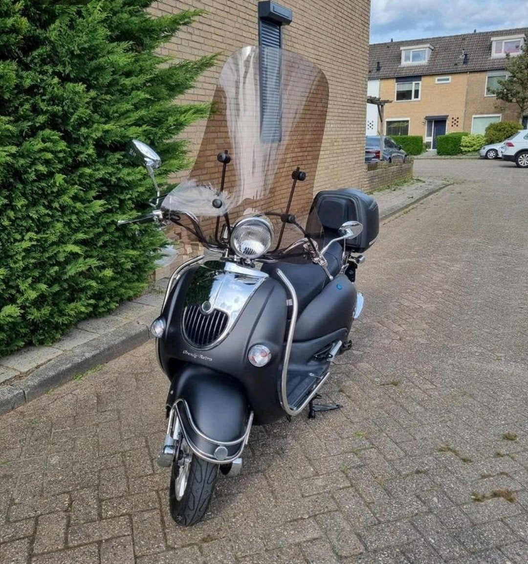 Windscherm smoke glas voor diverse retro scooters, Fietsen en Brommers, Ophalen, Zo goed als nieuw, Overige typen, Overige merken