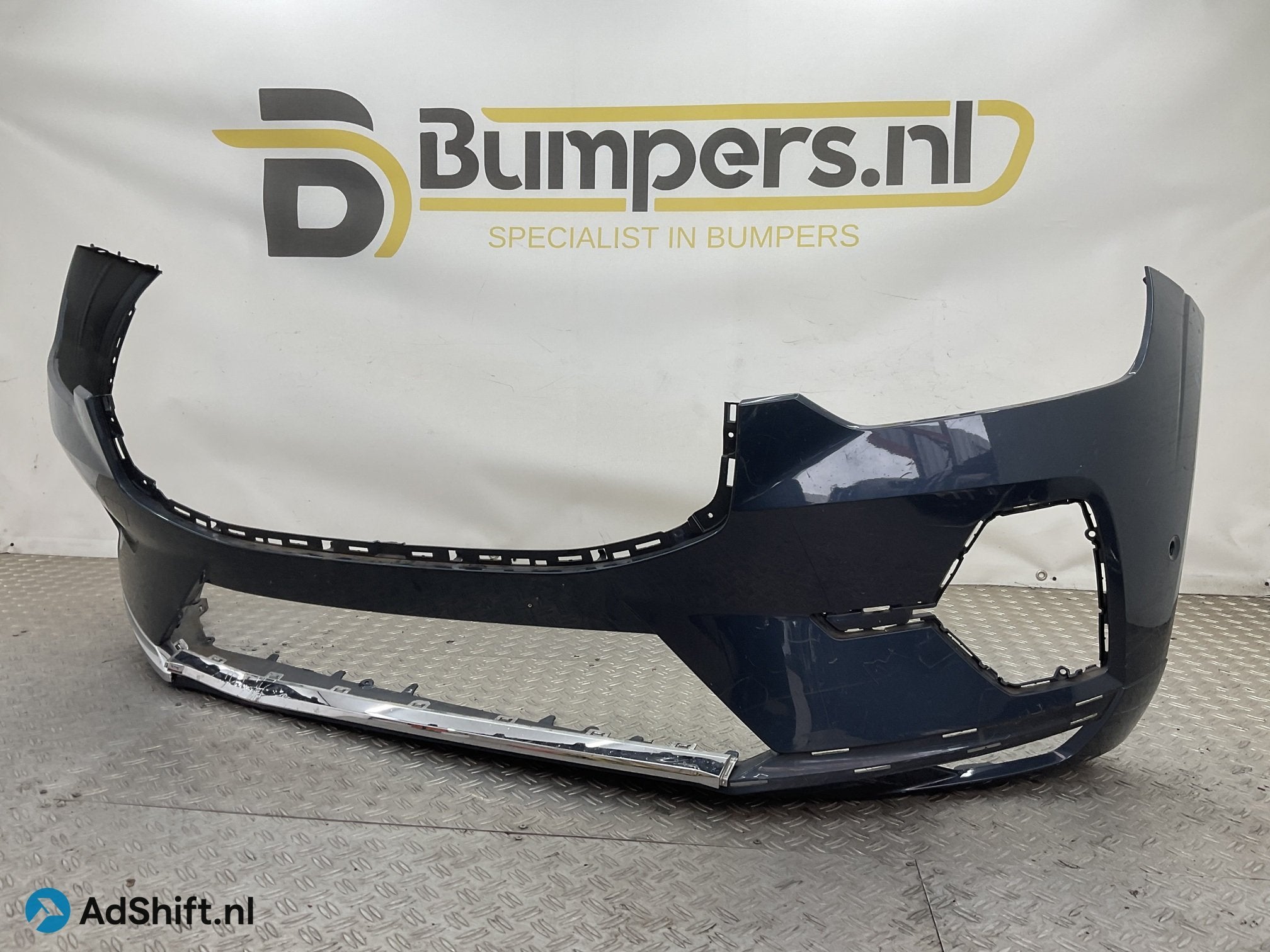 Bumper Volvo XC60 XC-60 2018 32234928 Voorbumper E5-20484, Bumper