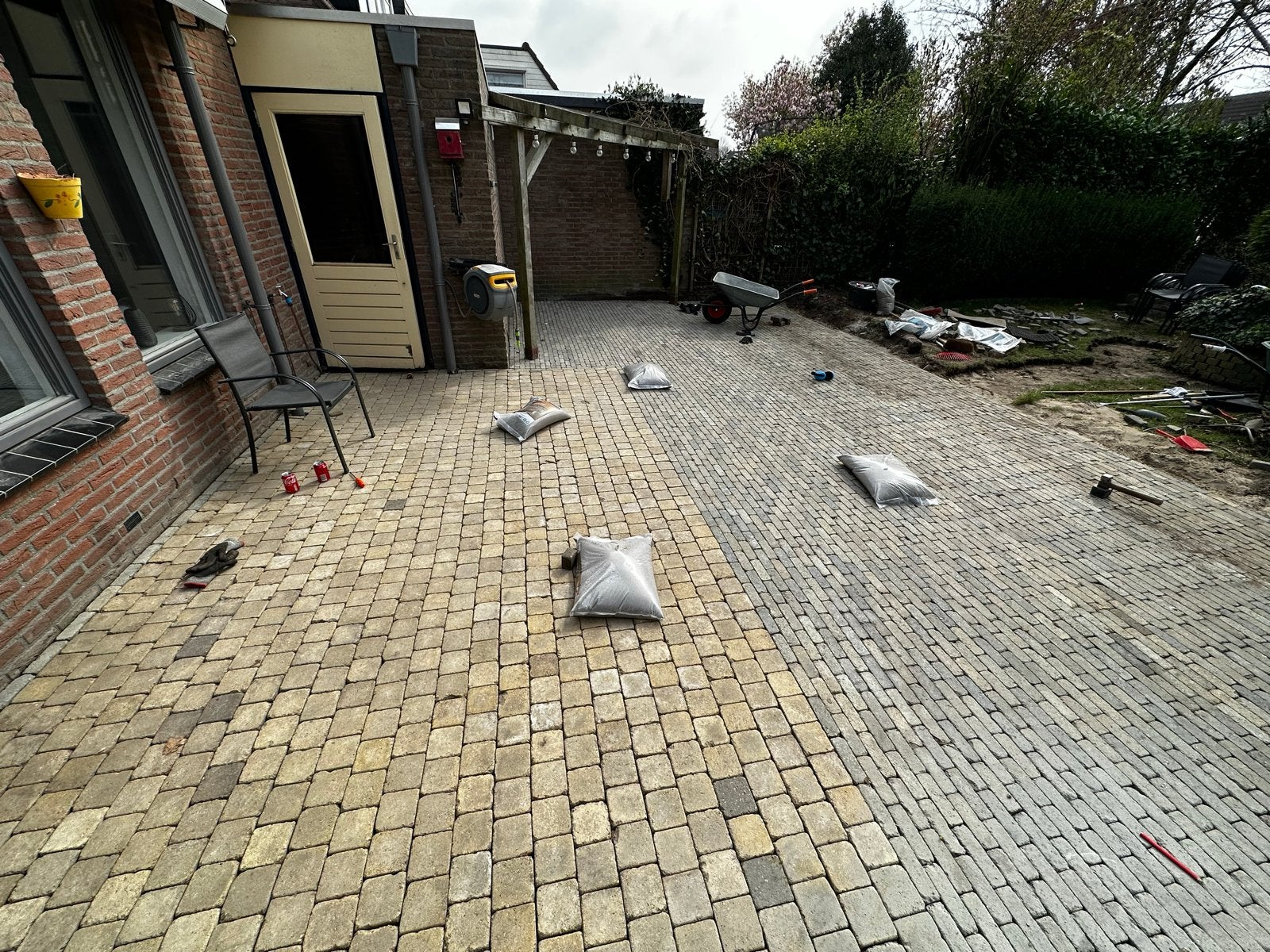 Gebruikte Klinkers en Terrastegels - Diverse Kleuren, Tuin en Terras, Tegels en Klinkers, Ophalen, Gebruikt, Klinkers, 10 m² of meer