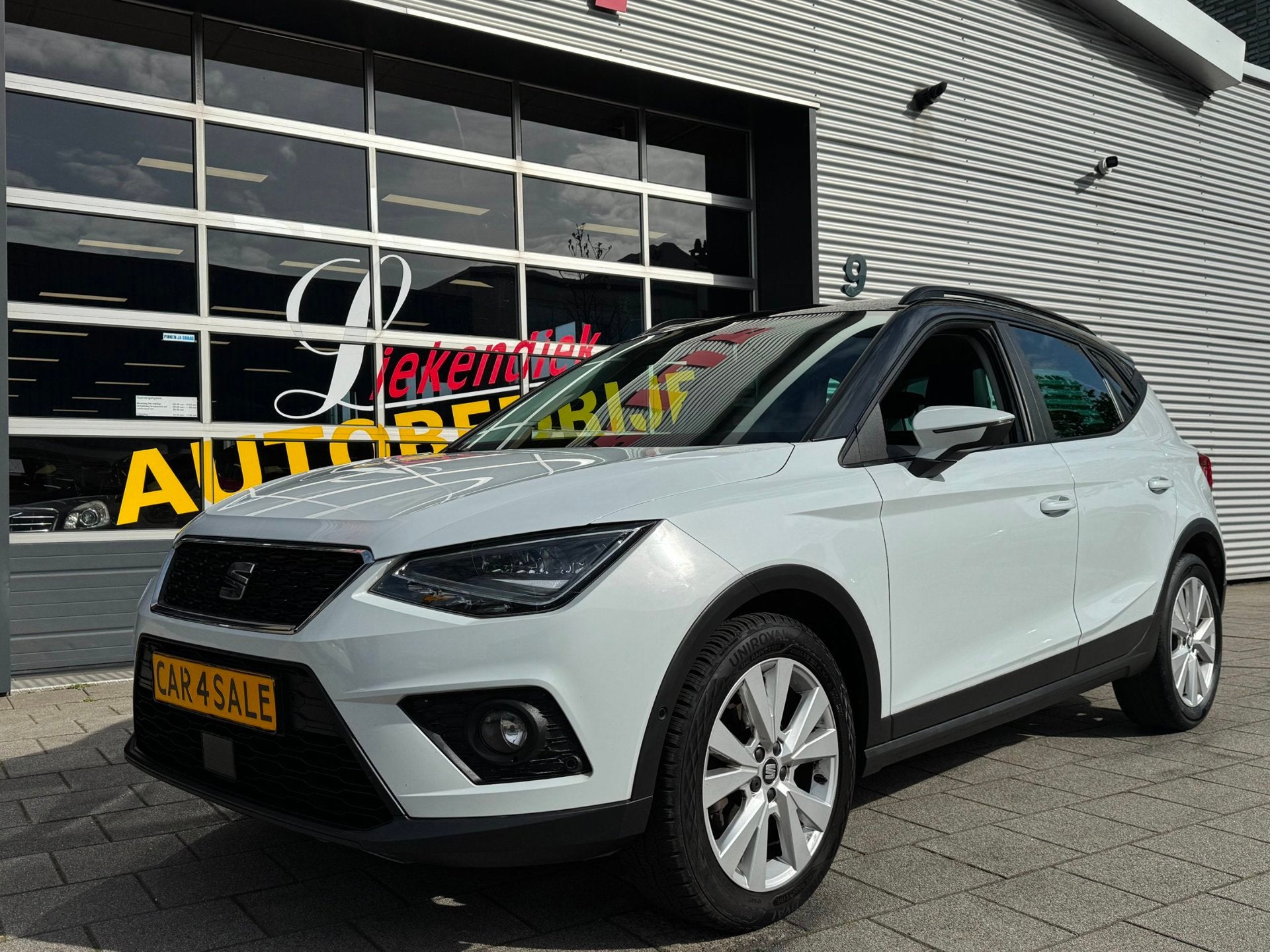 Seat Arona 1.0 TSI FR - URBAN Edition - Navigatie / Apple Ca, Auto's, Seat, Voorwielaandrijving, Gebruikt, 1064 kg, Wit