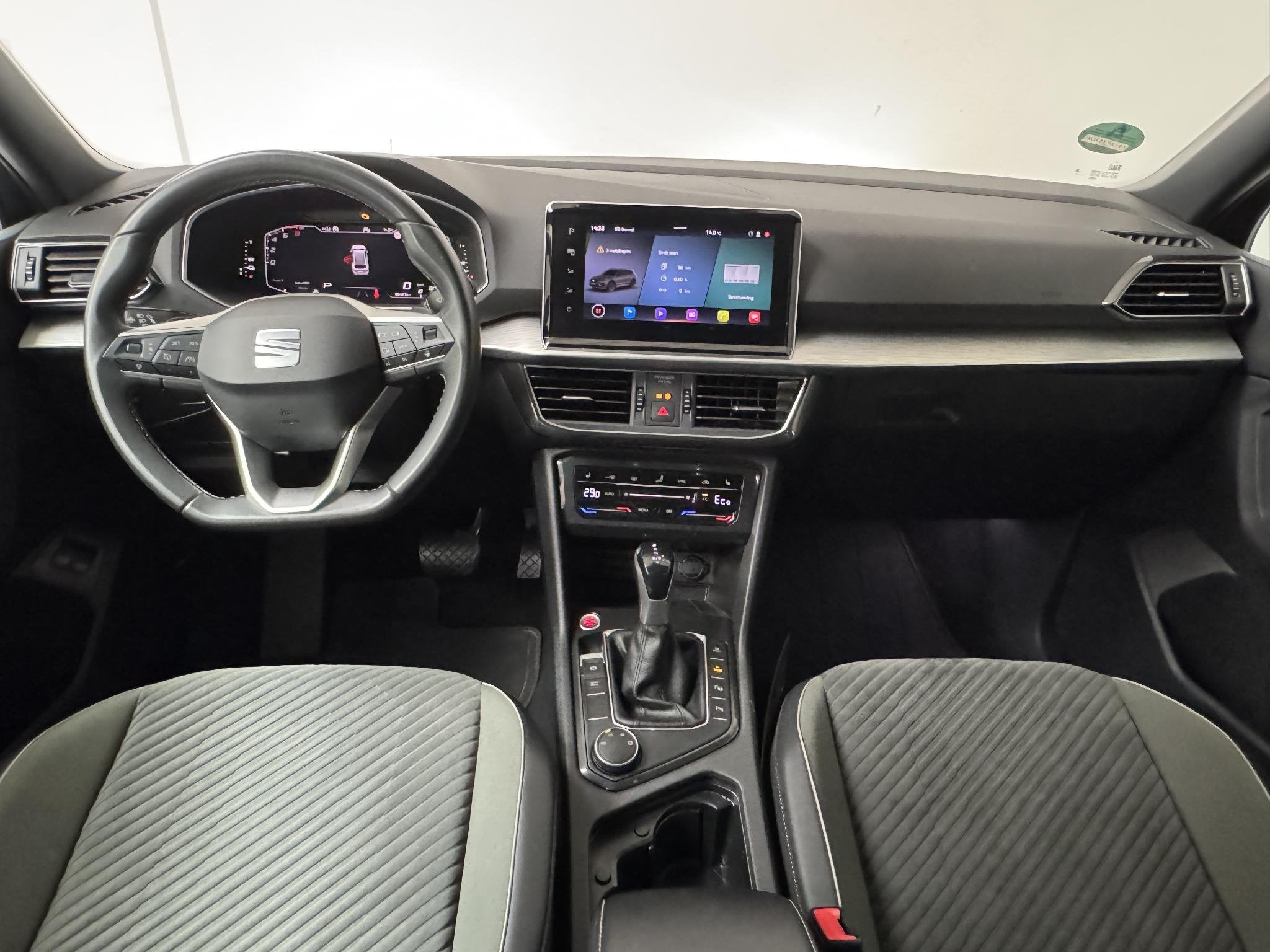 SEAT Tarraco 1.4 TSI e-Hybrid PHEV Xperience Business Intens, Auto's, Stof, 4 cilinders, Met garantie (alle), Hybride Elektrisch/Benzine
