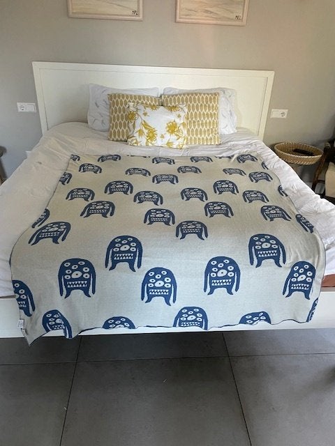 Blauwe katoenen kinder deken kind Monster print Sissy Boy., Overige merken, Zo goed als nieuw, 160 cm, Blauw