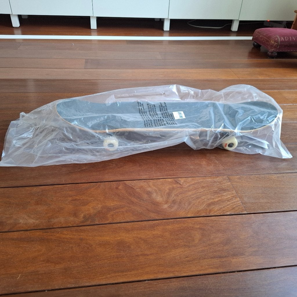 Skateboard Globe nieuw, Ophalen, Nieuw, Skateboard