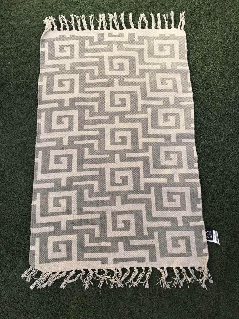 vloerkleedjes - lap bruine stof - deken met voetenzak, Zwart, 150 tot 200 cm, 200 cm of meer, Ophalen of Verzenden