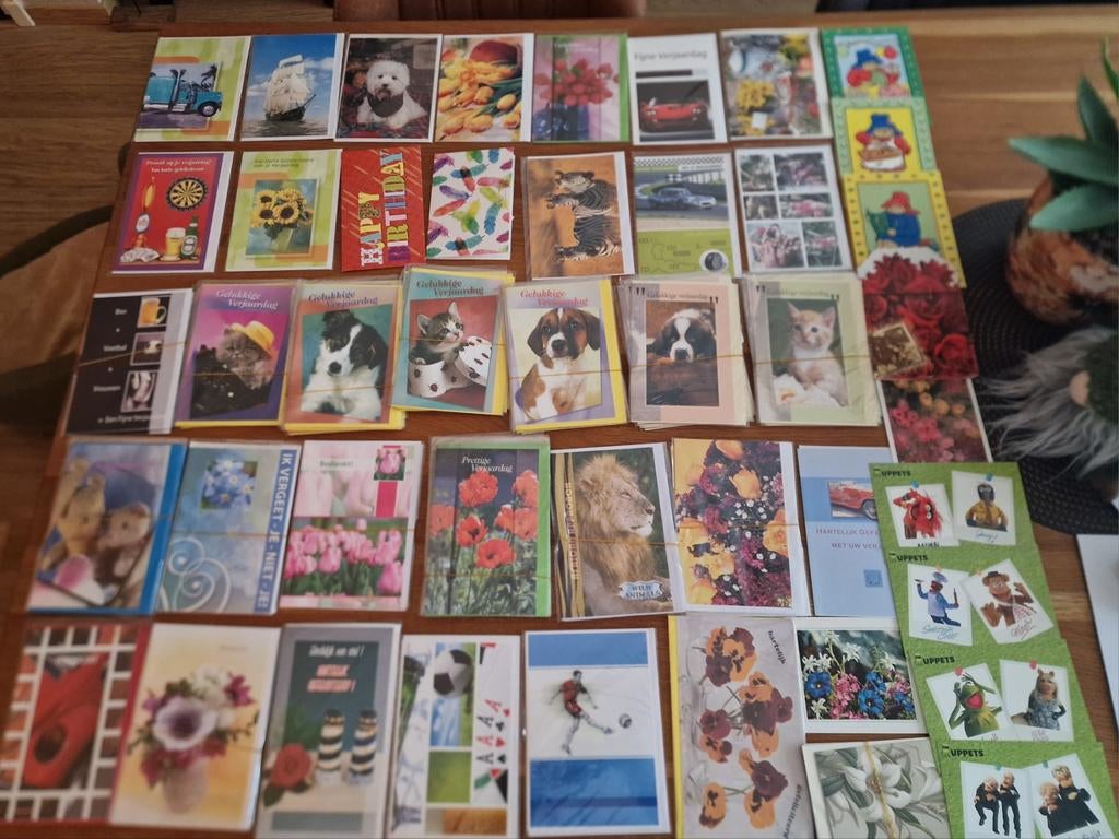 NIEUW Ruim 200 kaarten meeste met enveloppen, Verzamelen, Ophalen, 1980 tot heden