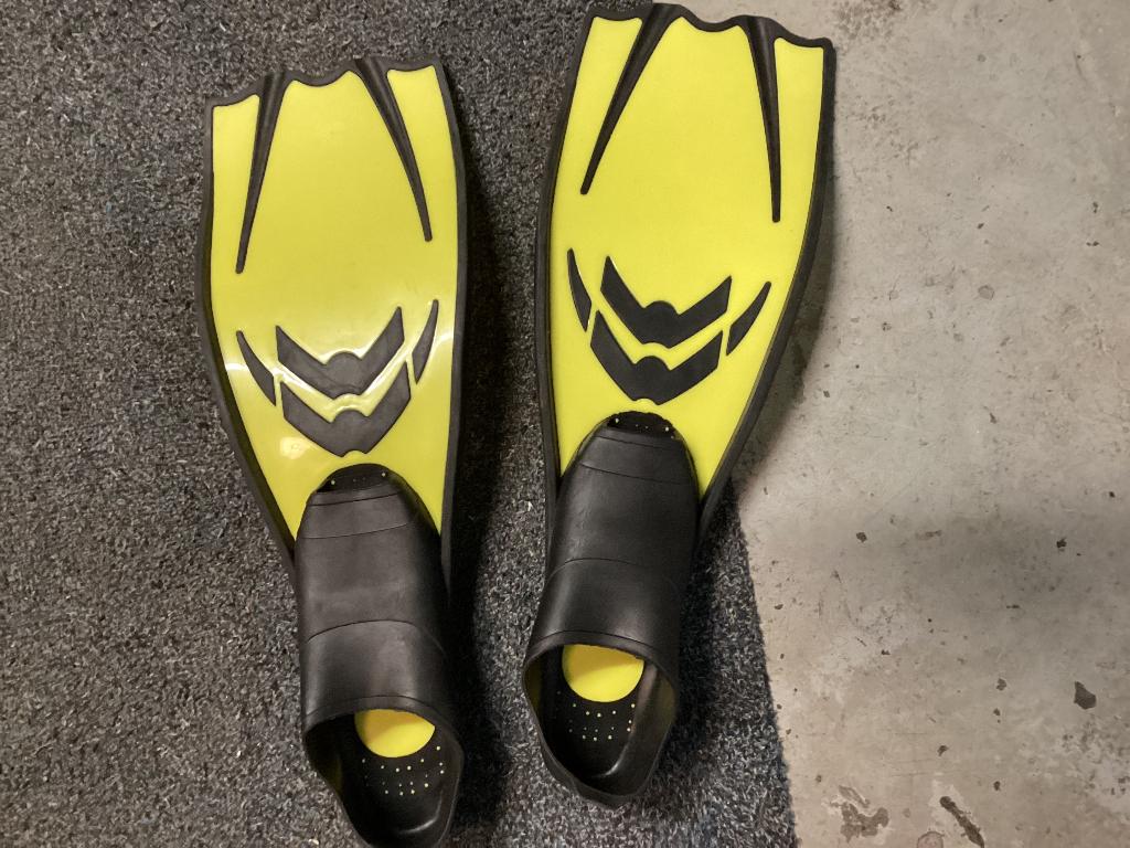 Duik flippers, Ophalen of Verzenden, Zwem- of Duikvliezen