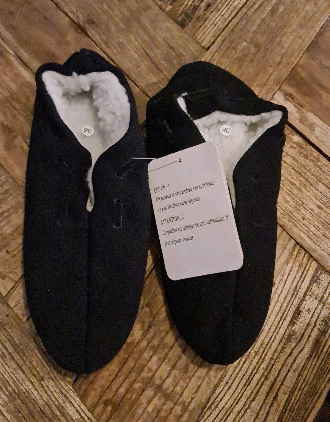 Nieuwe Spaanse sloffen - mt 41 of 44, Kleding | Dames, Schoenen, Zwart, Nieuw, Ophalen of Verzenden, Onbekend