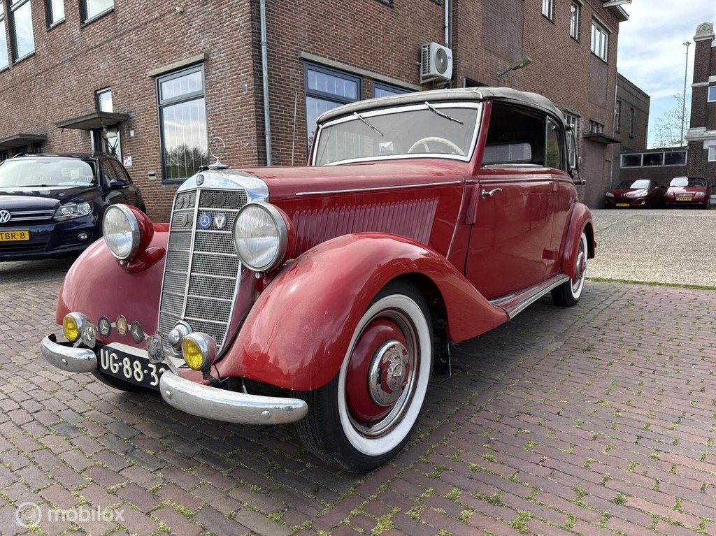 Mercedes 170v cabriolet loopt en rijd ! BIEDEN !, Auto's, Overige carrosserieën, Mercedes-Benz, Bedrijf, Te koop