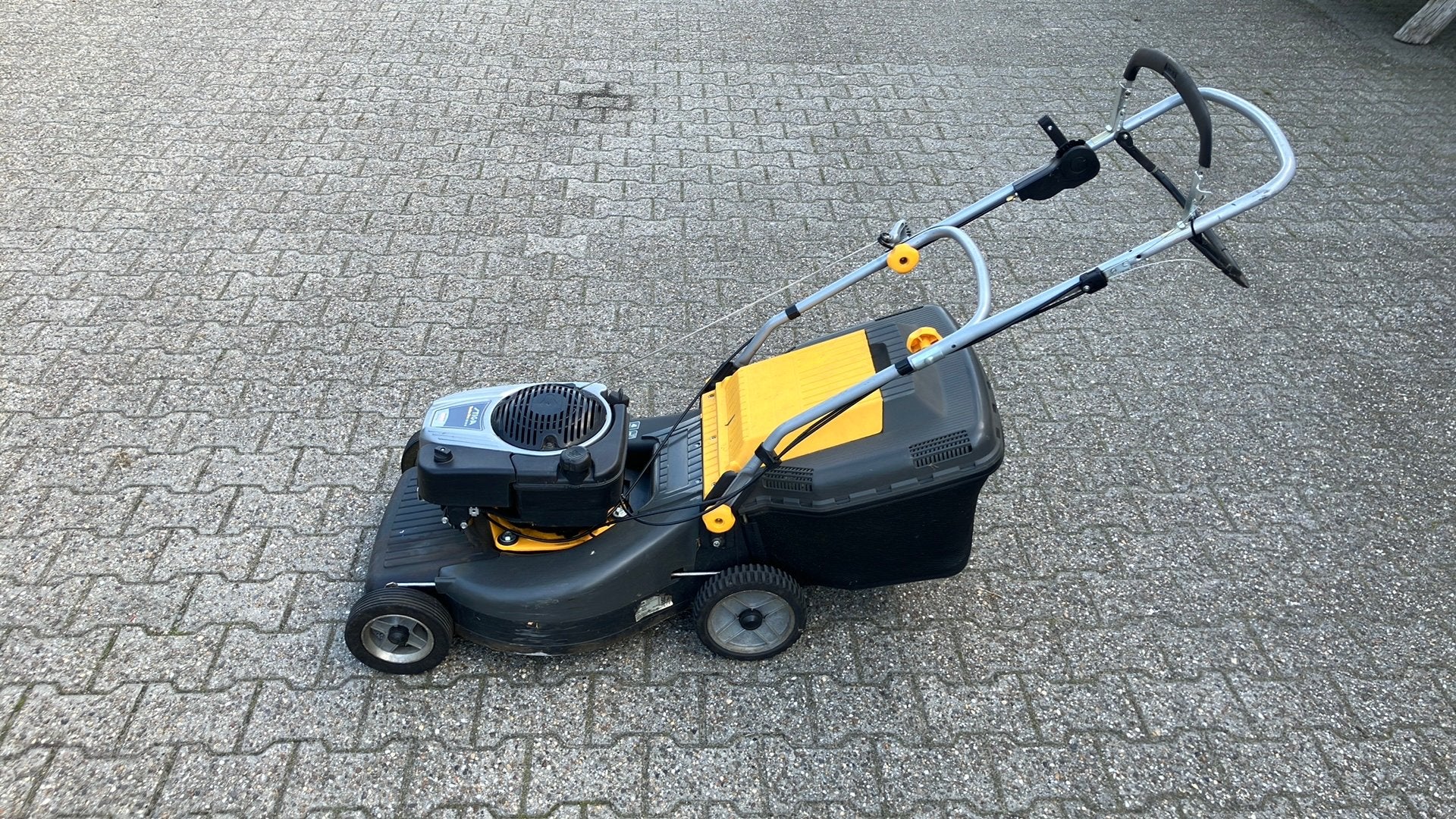 Zeer degelijke Stiga Turbo Pro 55 S4 B met alu maaidek, Tuin en Terras, Ophalen, Cirkelmaaier, Gebruikt, Versnellingen
