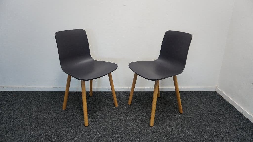 Vitra Hal Wood Stoel | Design stoelen | Kantinestoel