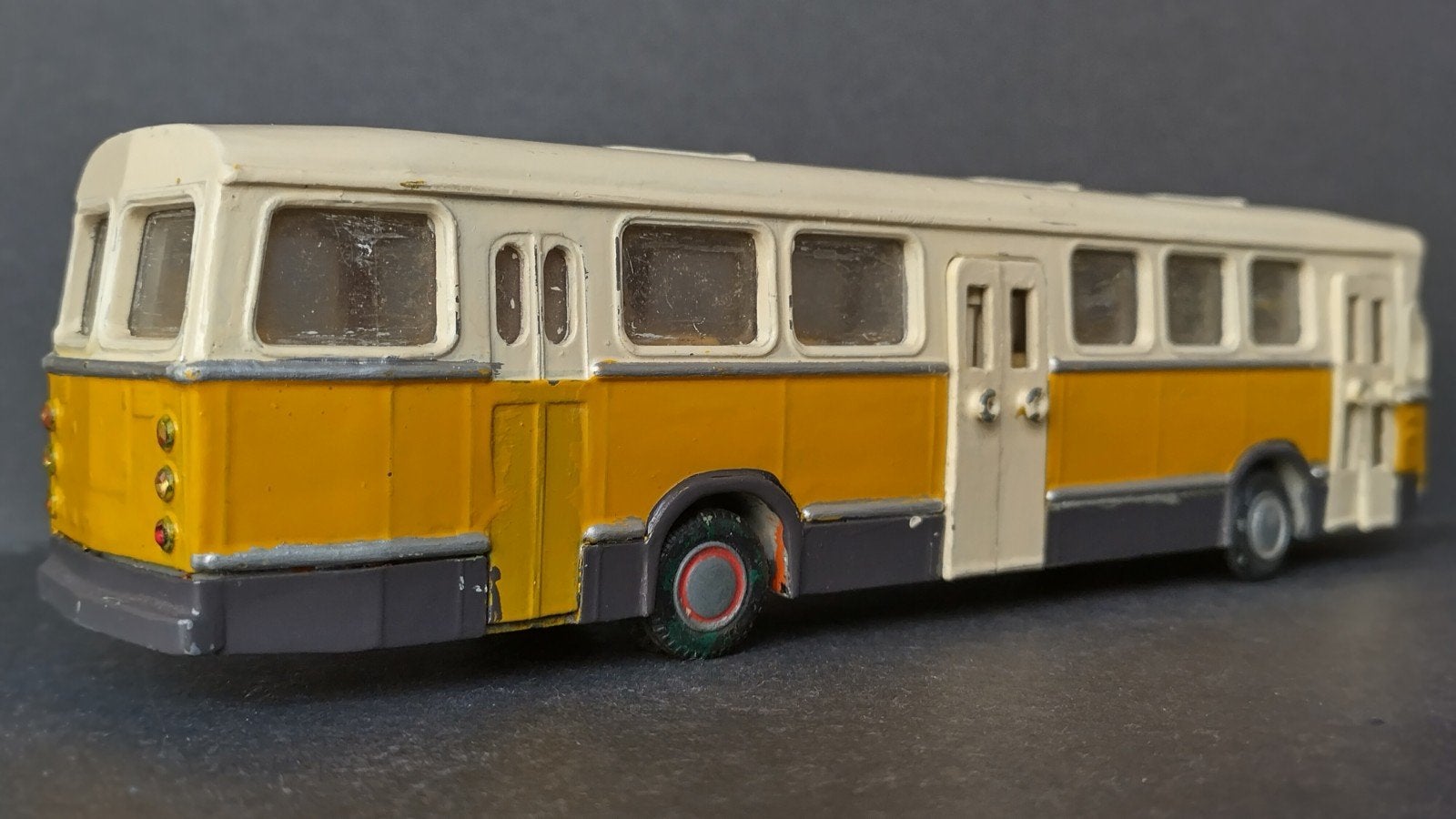 Daf Citybus geel 1:50 Lion Car Pol, Gebruikt, Verzenden, ., .